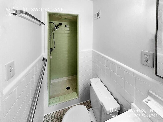 Building Photo - 4416 Hillswood Ln