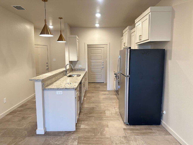 Building Photo - Brand new townhomes in Frenship ISD!