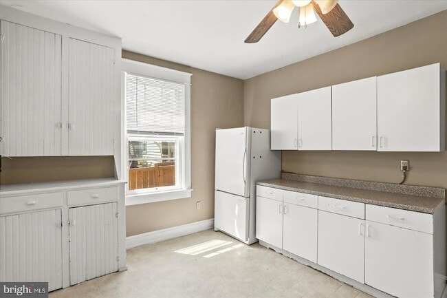 Building Photo - 131 Hanover Rd