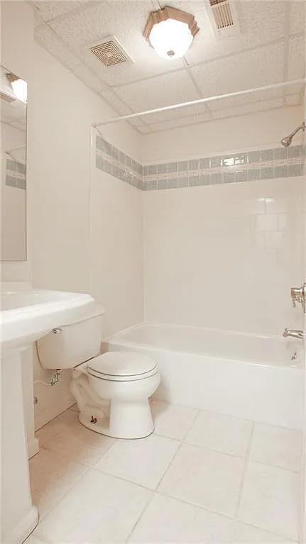 Building Photo - 5055 Mallory Ct