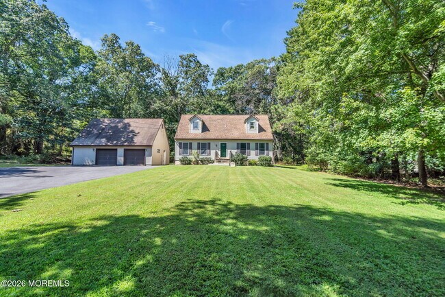 Building Photo - 370 Cassville Rd