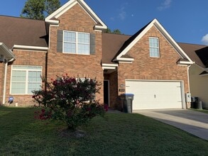 Building Photo - 4310 E Barcelona Way