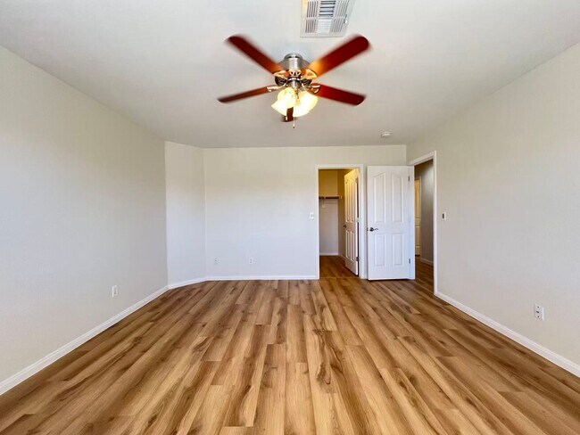 Building Photo - 9924 Antelope Canyon Ave