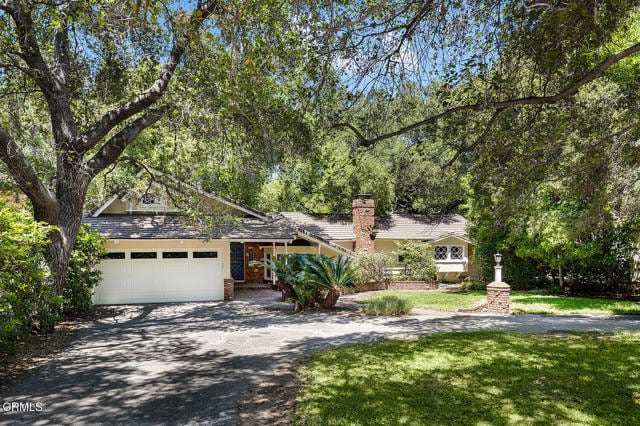Building Photo - 2058 Lyans Dr