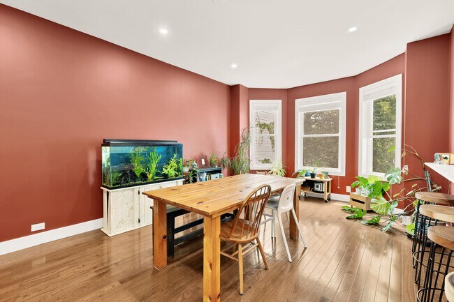 Building Photo - 4012 7th St NW