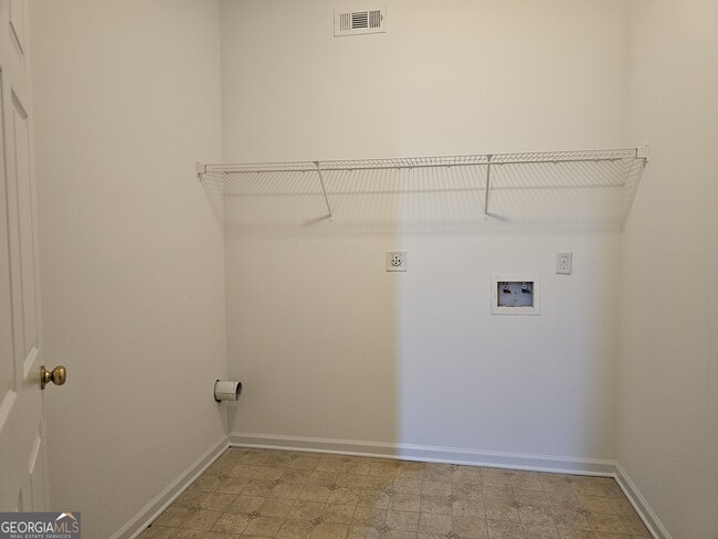 Building Photo - 502 Stonewood Pl