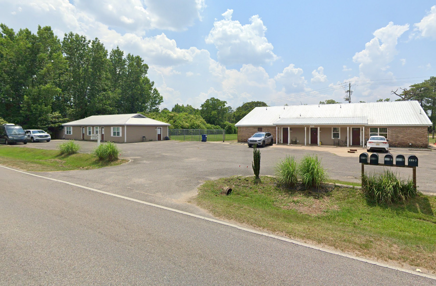 Building Photo - 1070 Leroy Stevens Rd