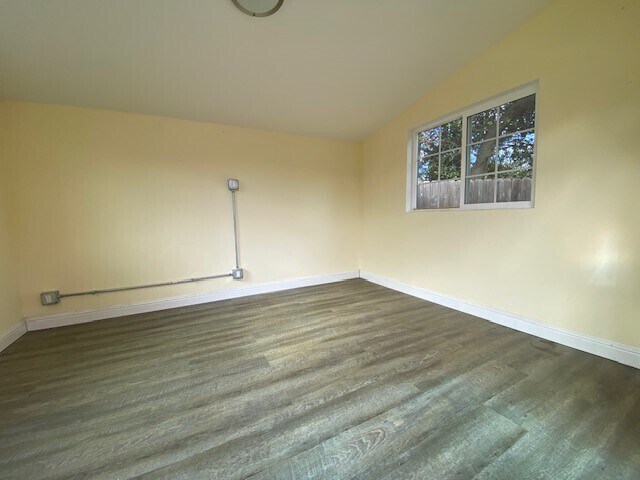 Building Photo - Beautiful and newly remodeled home in Rose...