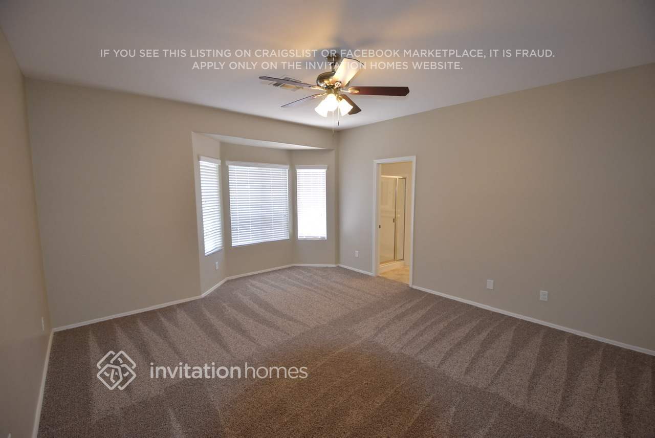 Building Photo - 4575 E Campbell Ct