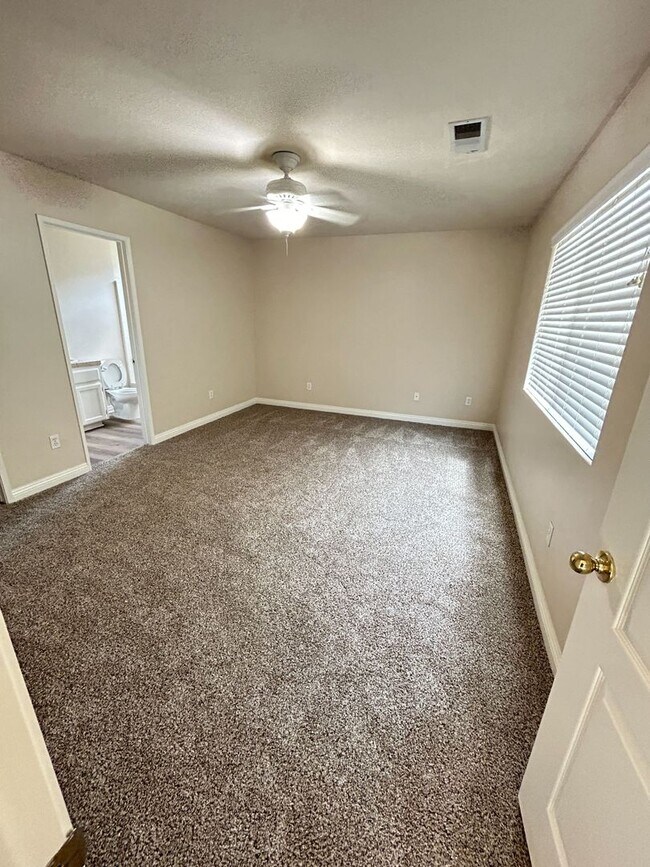 Building Photo - Charming Home For Rent Coming Soon!