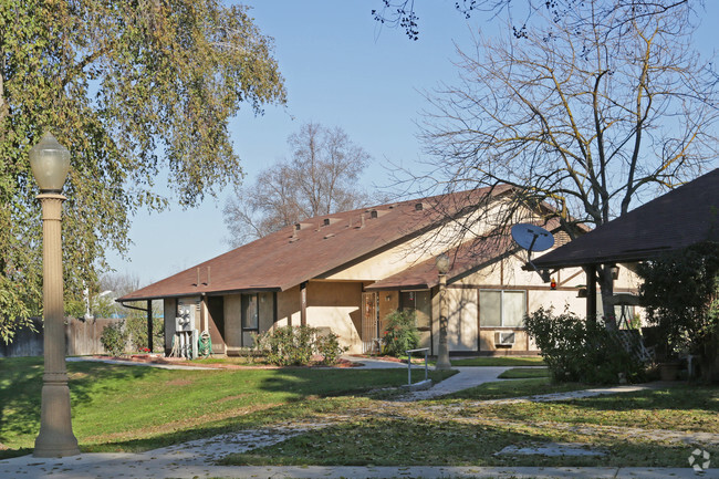 Building Photo - Linmar Apartments