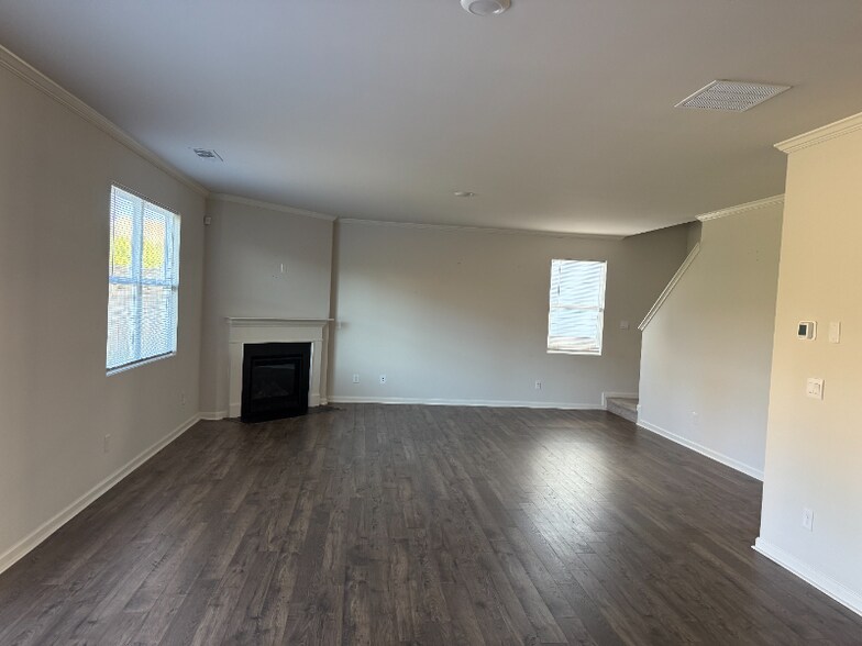 Building Photo - 108 Berwick Crossing