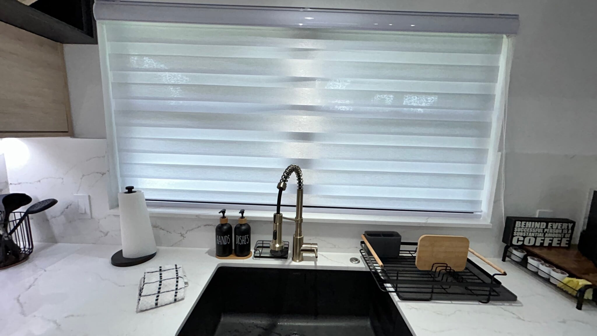 Building Photo - 6205 SE Circle St