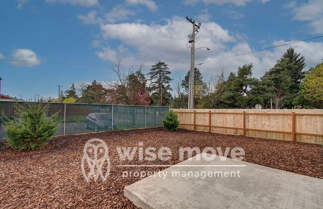 Building Photo - Garrison Square 3 bedroom- Brand New!