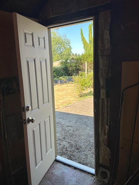 Garage entry/exit into backyard - 16715 SE Evergreen Ln