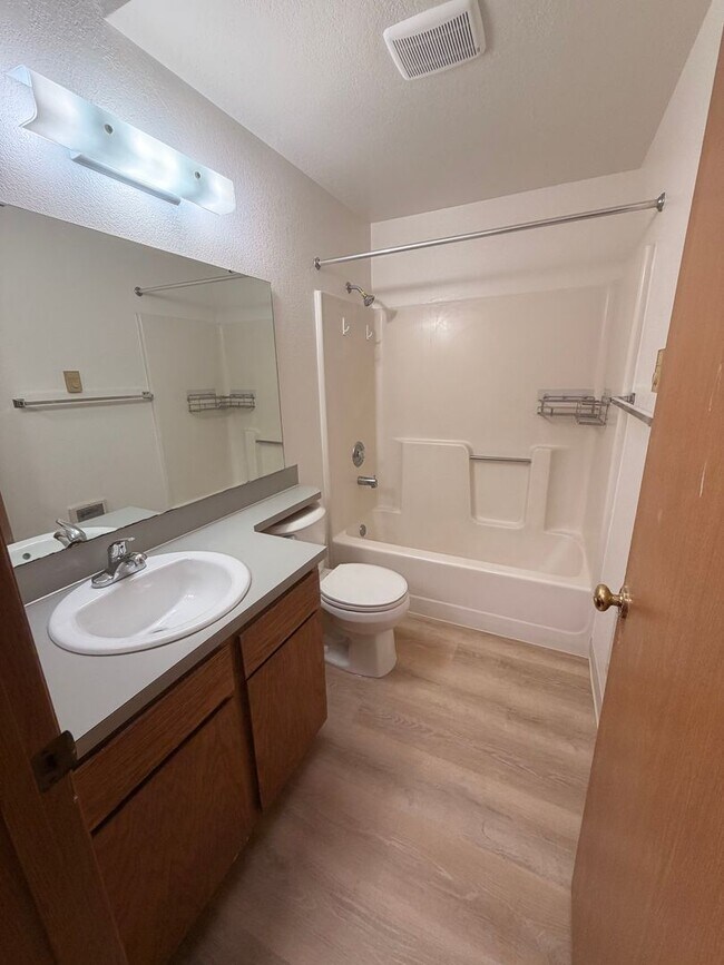 Building Photo - PHYLLIS MASHBURN TRUST