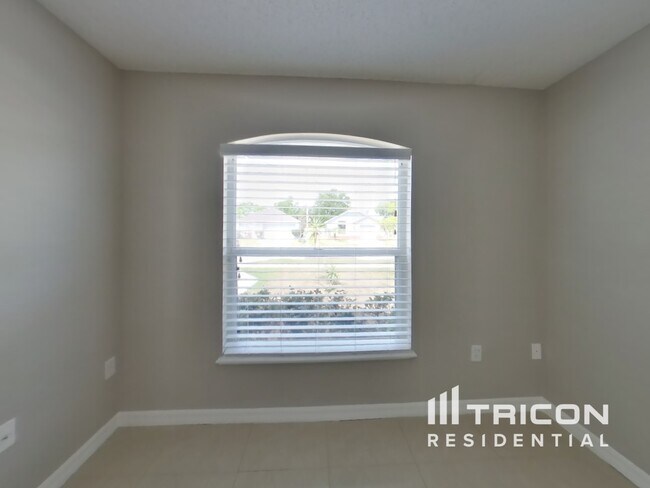 Building Photo - 429 Delicata Dr