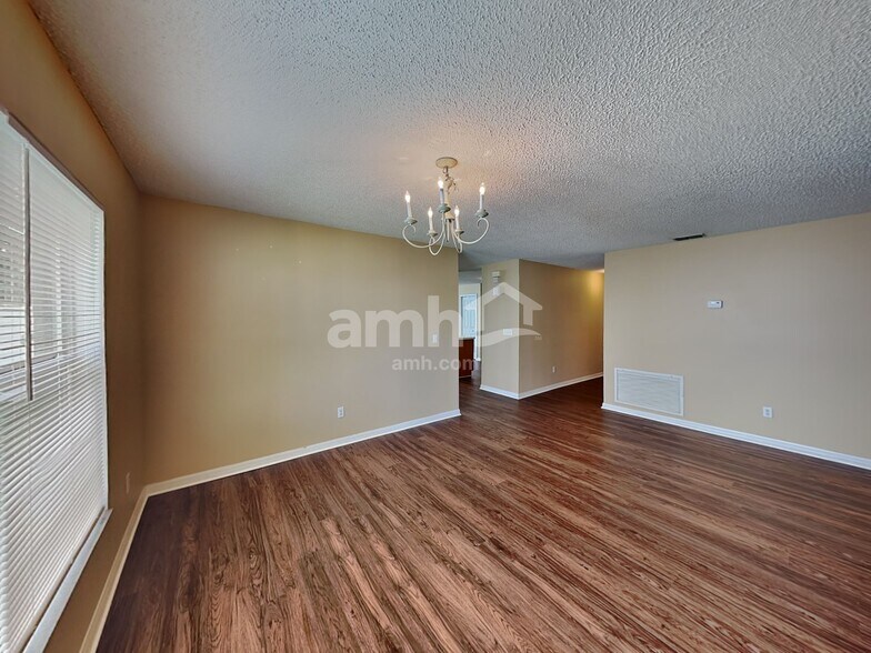 Building Photo - 14610 Rockledge Grove Ct