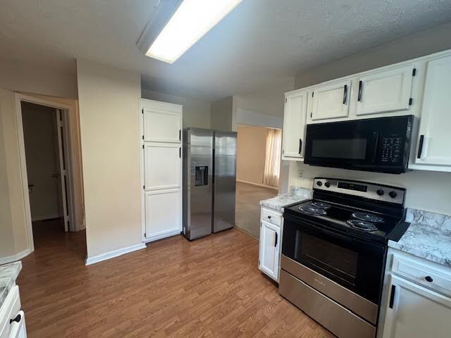 Building Photo - Spacious 4-Bedroom with 3 Full Baths & Fully Finished Basement. Available Now!