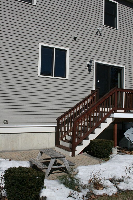 Building Photo - 18 5th Ave