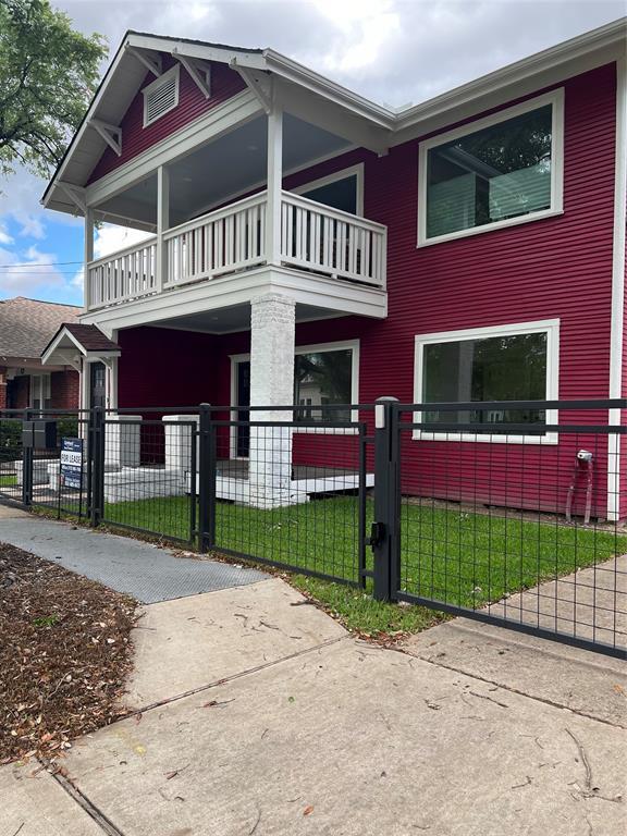 Building Photo - 2316 Gentry St