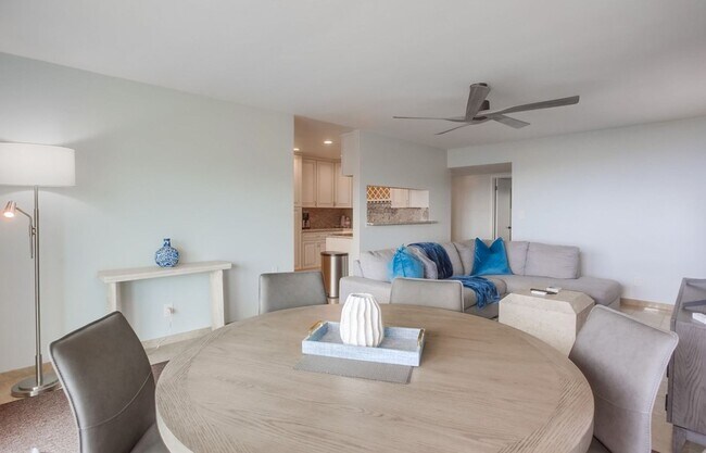 Building Photo - Modern Ocean View Home in La Jolla 4 Bed, 3 Bath