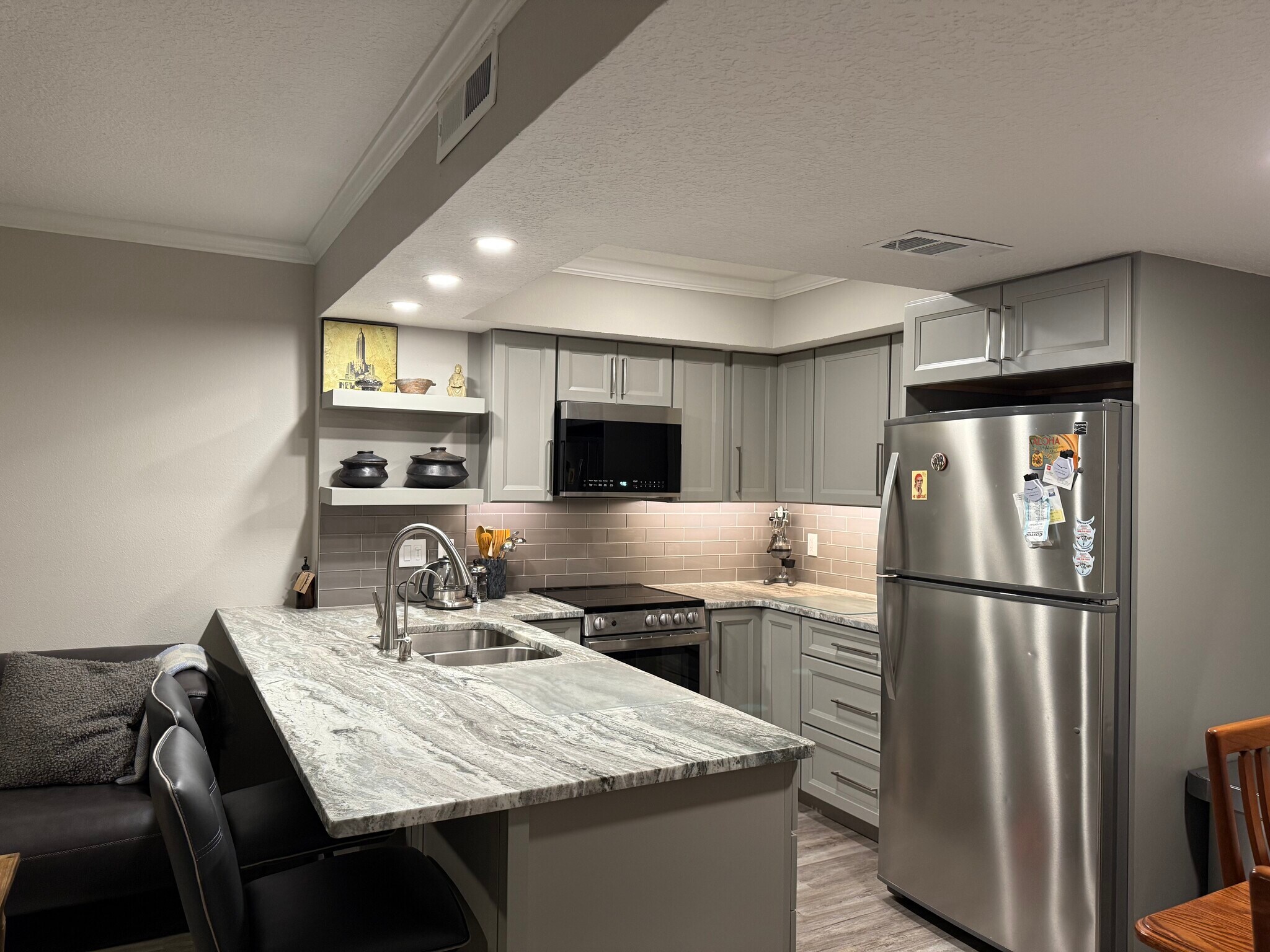 Kitchen - 100 Fairway Park Blvd