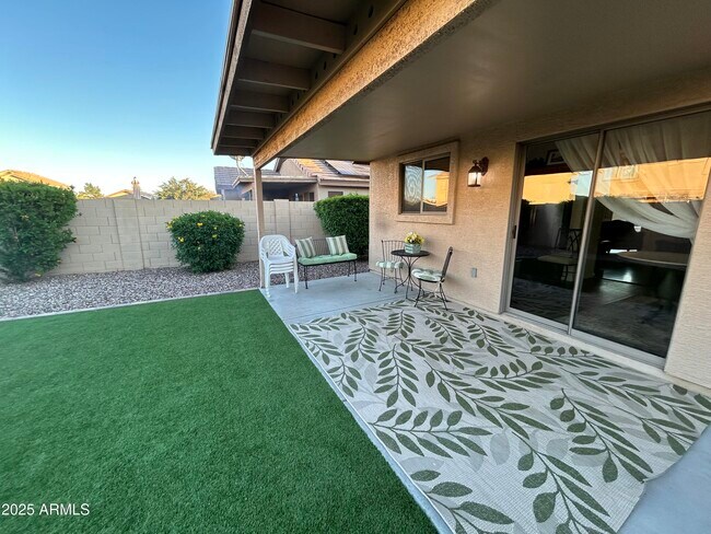 Building Photo - 16530 W Statler St