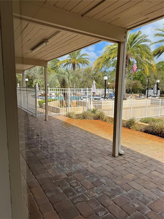 Building Photo - 603 W Club Blvd