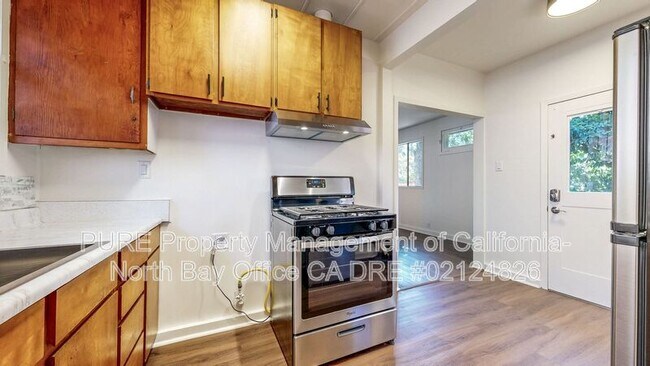 Building Photo - 4773 Montecito Ave