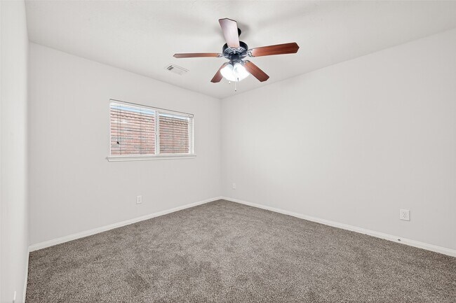 Building Photo - 6030 Wildbriar Ln