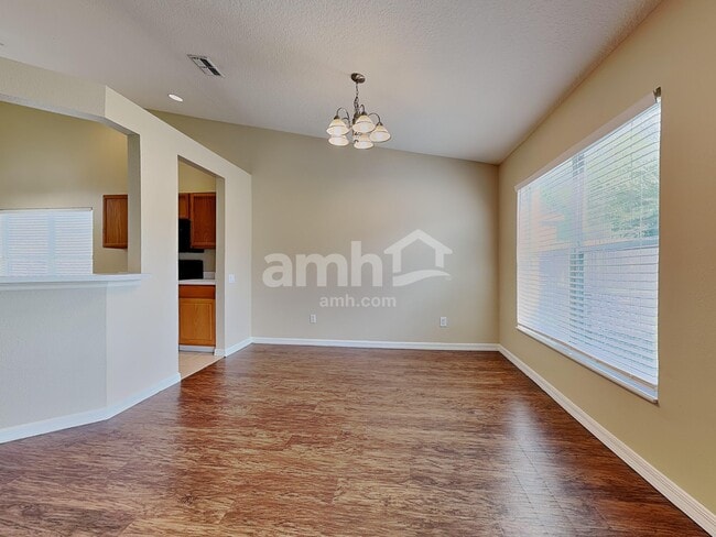 Building Photo - 29630 Morningmist Dr