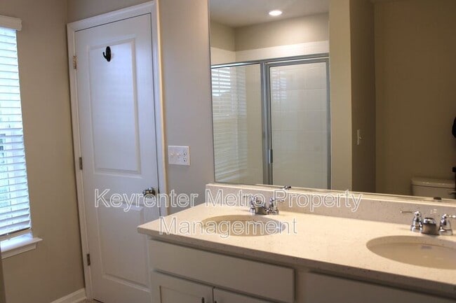 Building Photo - 9818 Ruby Lockhart Blvd