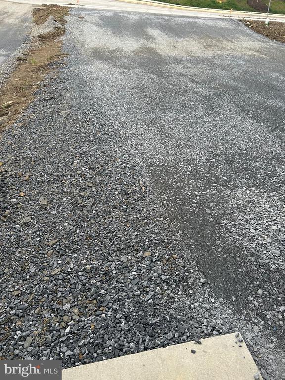 Building Photo - 8177 Lenker Dr