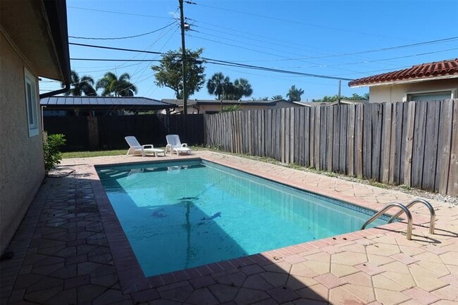 Building Photo - 7700 Northwest 33rd Street