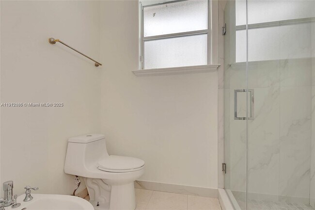 Building Photo - 17117 SW 82nd Ct