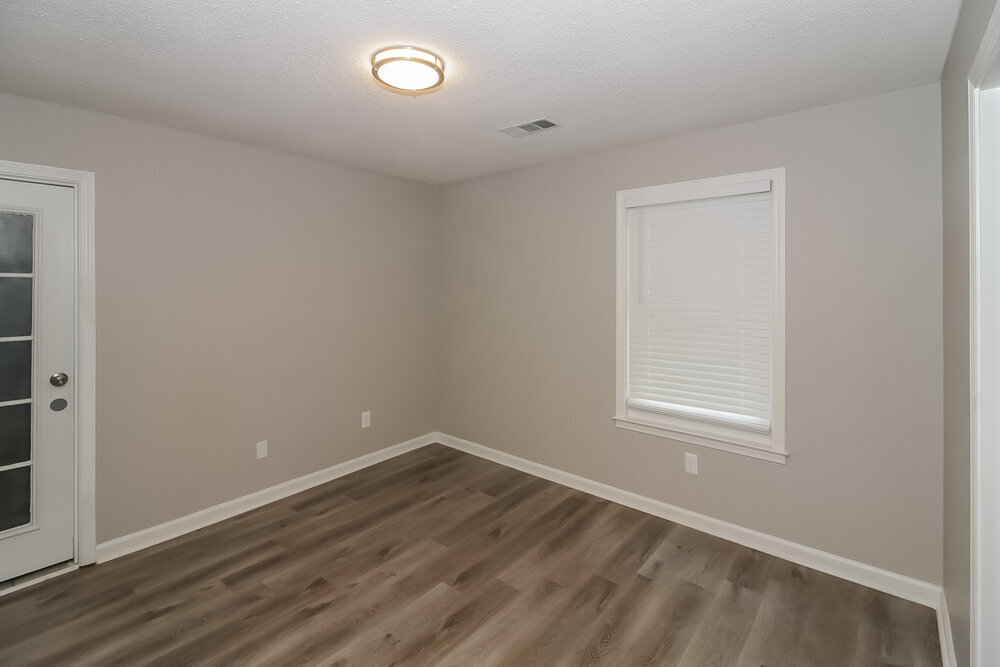 Building Photo - 795 Carianne Cove