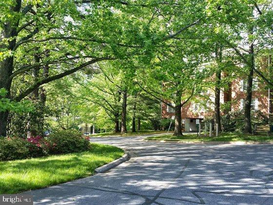 Building Photo - 7640 Provincial Dr