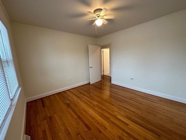 Building Photo - 3 Bed/2 Bath in Seneca, SC