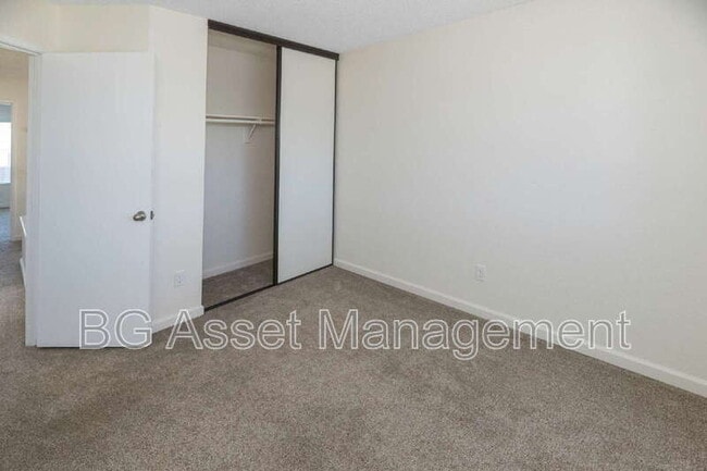 Building Photo - 238 Cinnabar Way