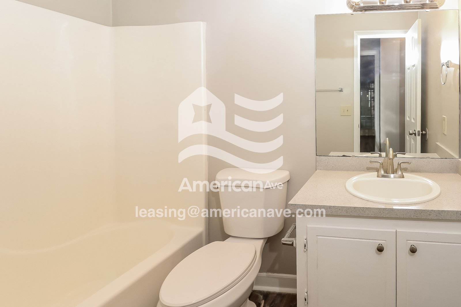 Building Photo - 122 Village Walk