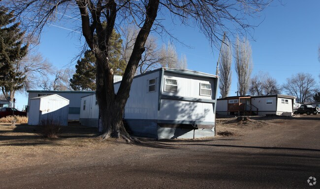 Building Photo - Overlook Trailer Village