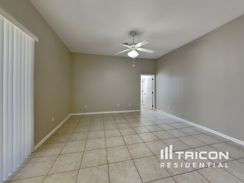 Building Photo - 2782 Spicebush Loop