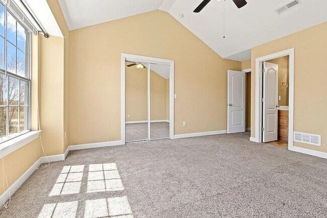 Building Photo - COMING SOON: Spacious 2-Bedroom Townhome w...