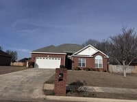 Building Photo - 104 Sir Patrick Way