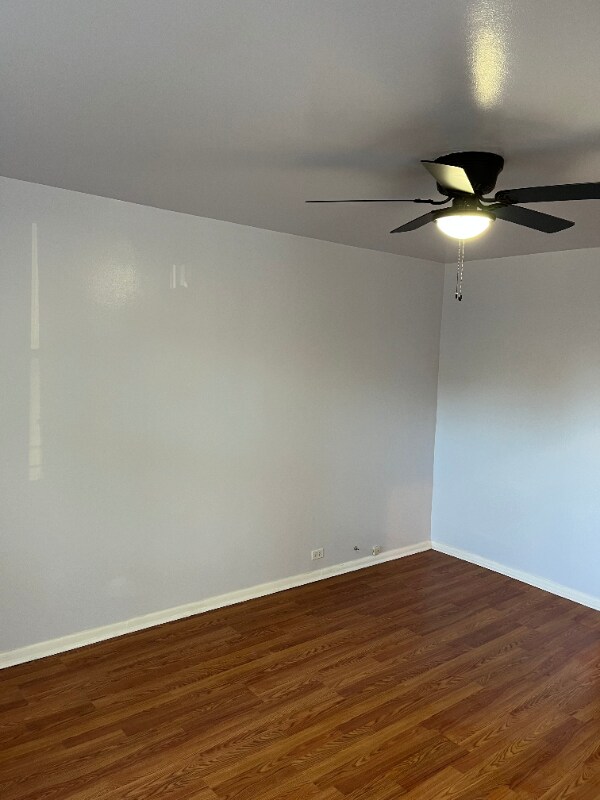 Building Photo - 1639 W 38th Pl