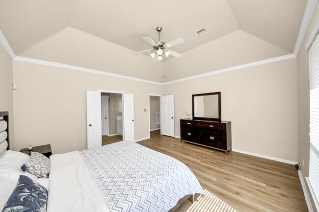 Building Photo - 9006 Sunny Brook Ln