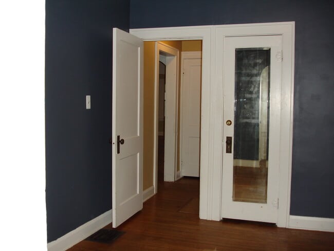 Building Photo - 434 Berkley Rd