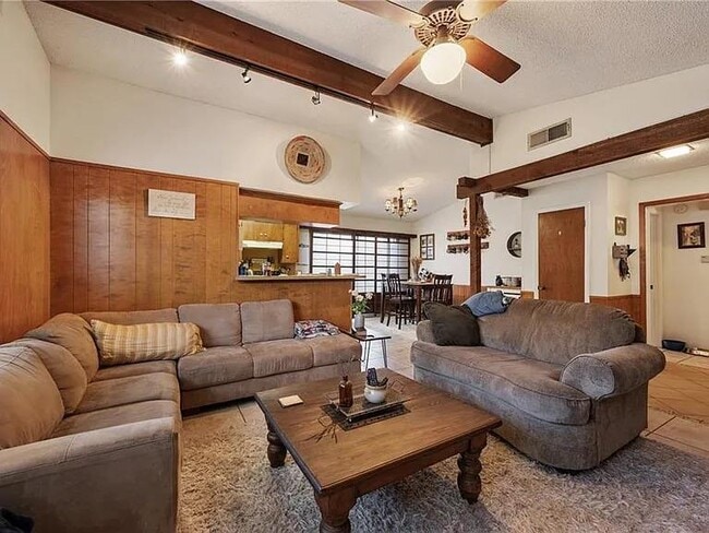 Building Photo - 8109 Ceberry Dr