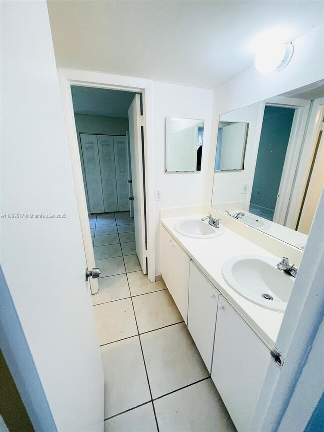 Building Photo - 20131 SW 123rd Dr